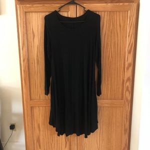 Black shift dress size m